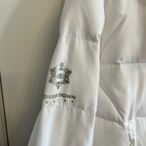 White goose down winter coat - Picture 3 of 4